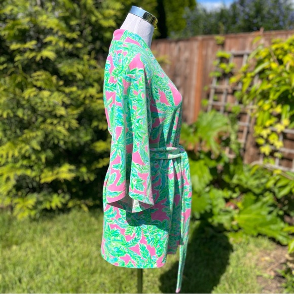 LILLY PULITZER Elaine Velour Robe Mandevilla B Pink Sand Paradise XXS/XS Kimono - Picture 4 of 10